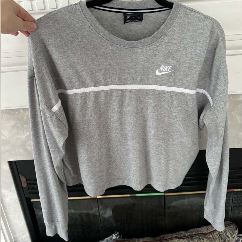 Nike Cropped Grey Crewneck